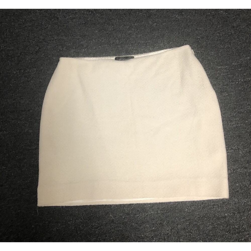 St. John Skirt 10 Off White Wool Blend Mini Silk Lining Textured Knit USA Pencil